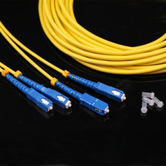 Square-Head Dual-Core Fiber